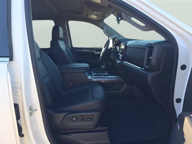 Used 2024 Chevrolet Silverado 1500 LTZ AWD/4WD image 7