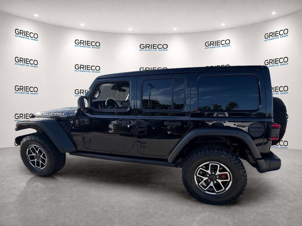 Used 2024 Jeep Wrangler Unlimited Rubicon w/ Technology Group AWD/4WD image 5