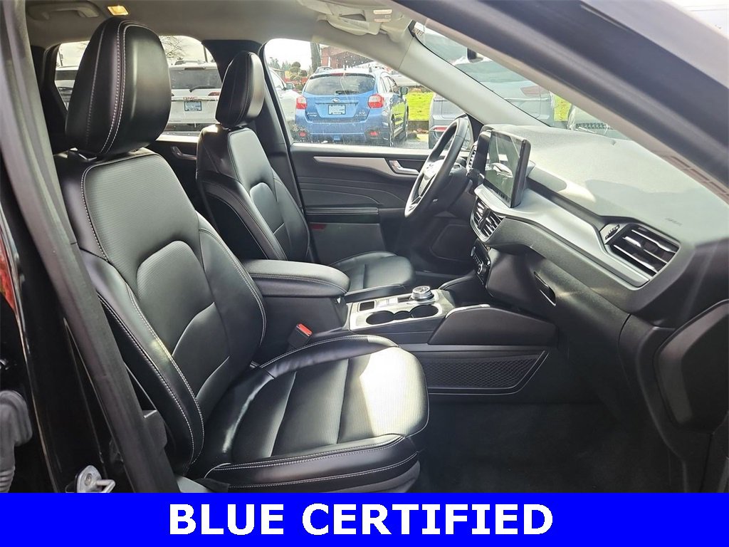 Certified 2023 Ford Escape Platinum image 32