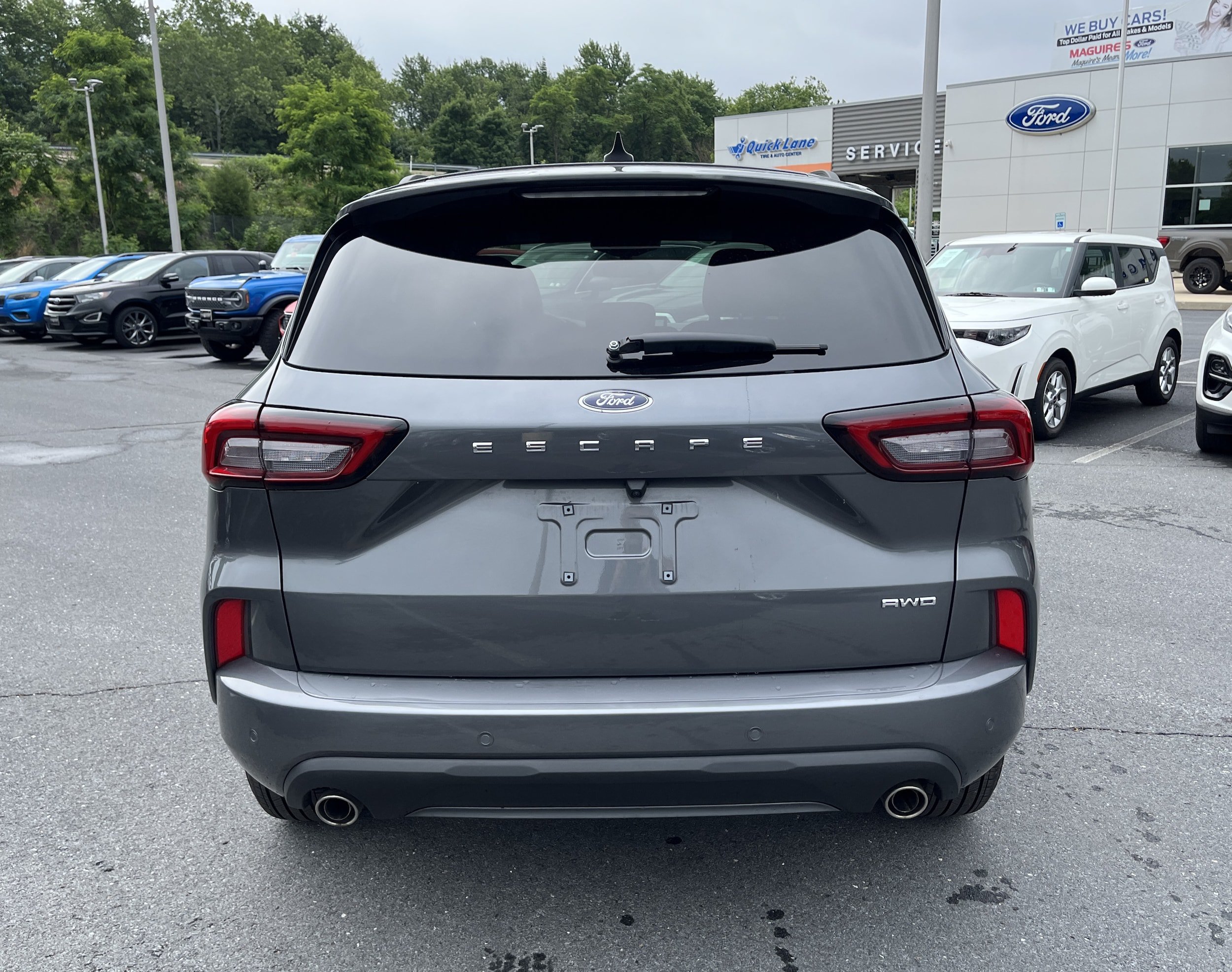 Certified 2023 Ford Escape ST-Line w/ Tech Pack #1 AWD/4WD image 6