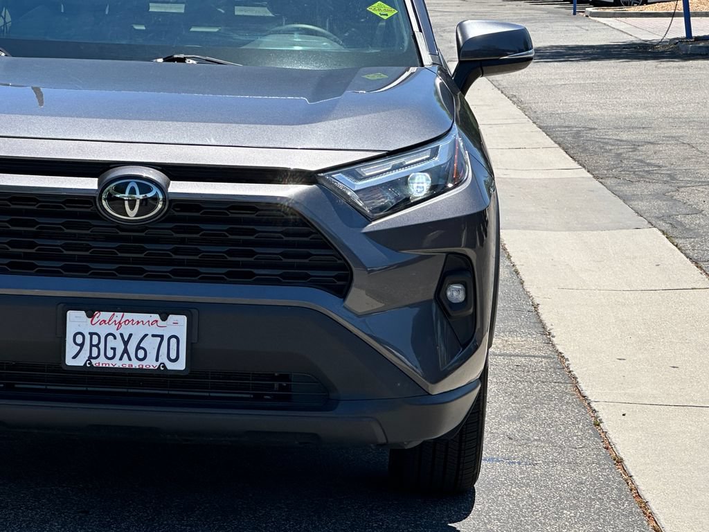 Used 2022 Toyota RAV4 XLE Premium FWD image 13