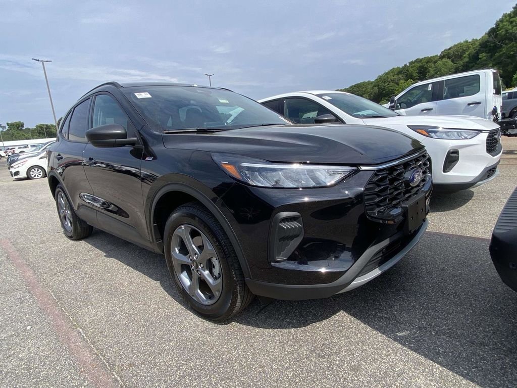 Certified 2025 Ford Escape ST-Line
