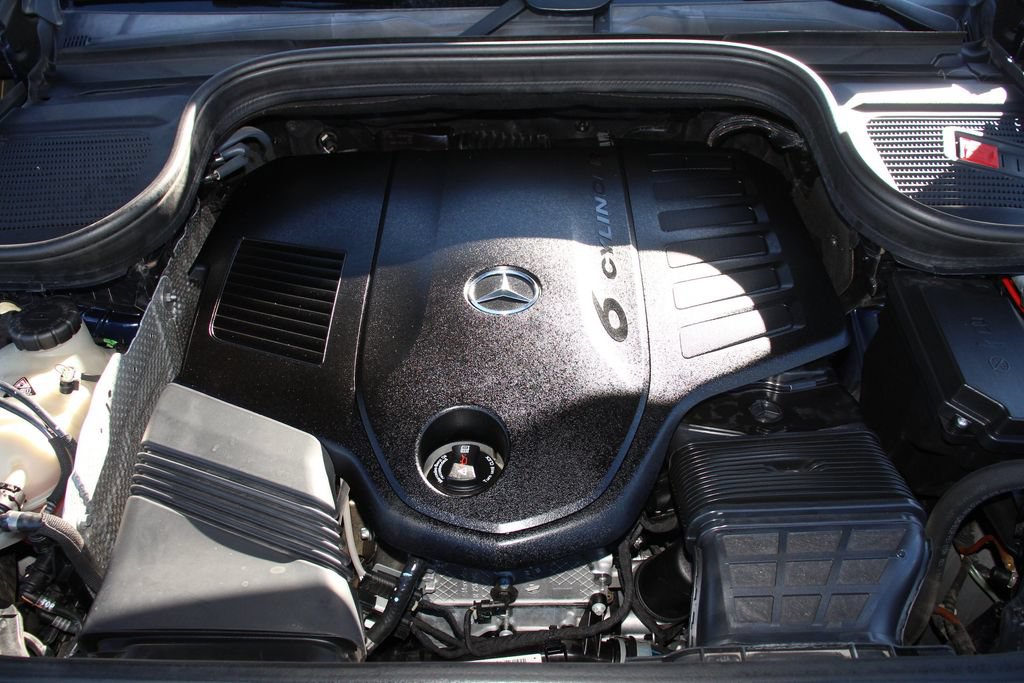 Used 2022 Mercedes-Benz GLS 450 4MATIC image 28