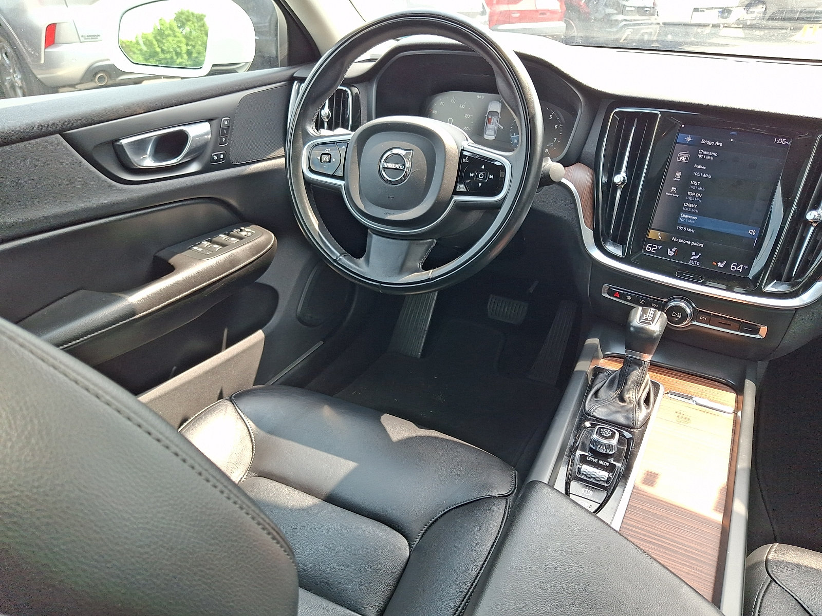 Used 2021 Volvo S60 T6 Momentum AWD/4WD image 14