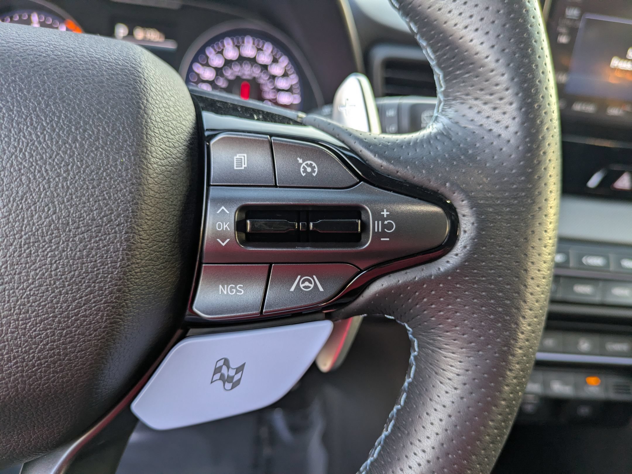 Used 2022 Hyundai Veloster N FWD image 19
