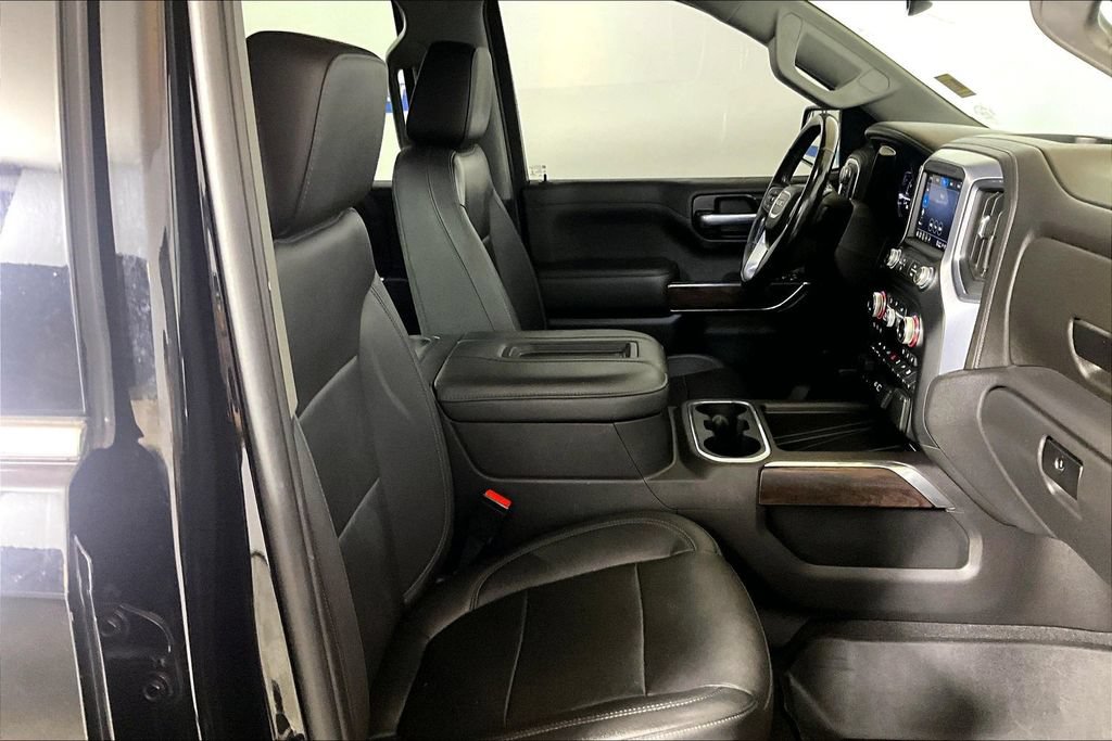 Used 2022 GMC Sierra 1500 SLT w/ SLT Premium Plus Package AWD/4WD image 6