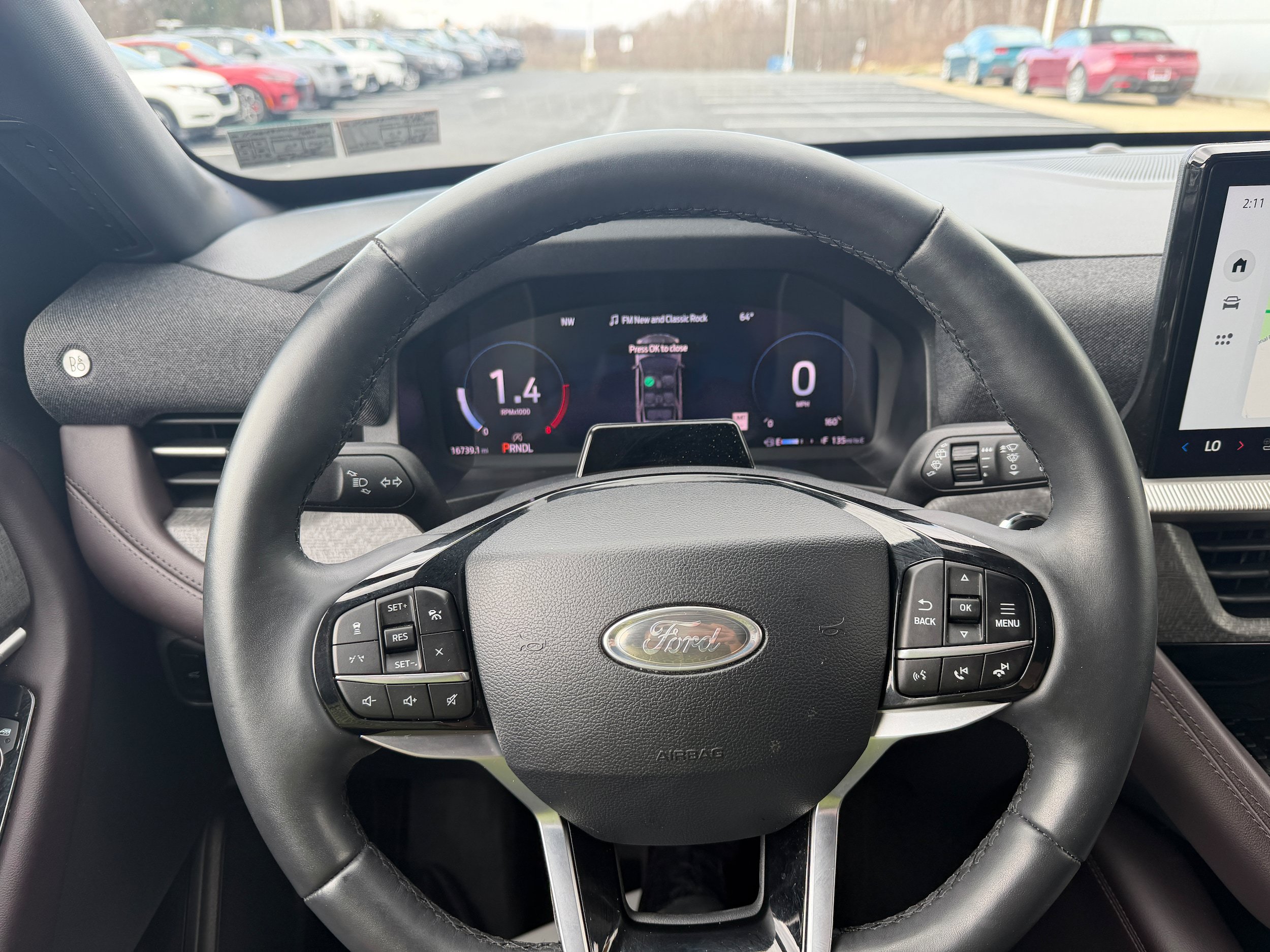 Certified 2025 Ford Explorer Platinum w/ Ultimate Package AWD/4WD image 28