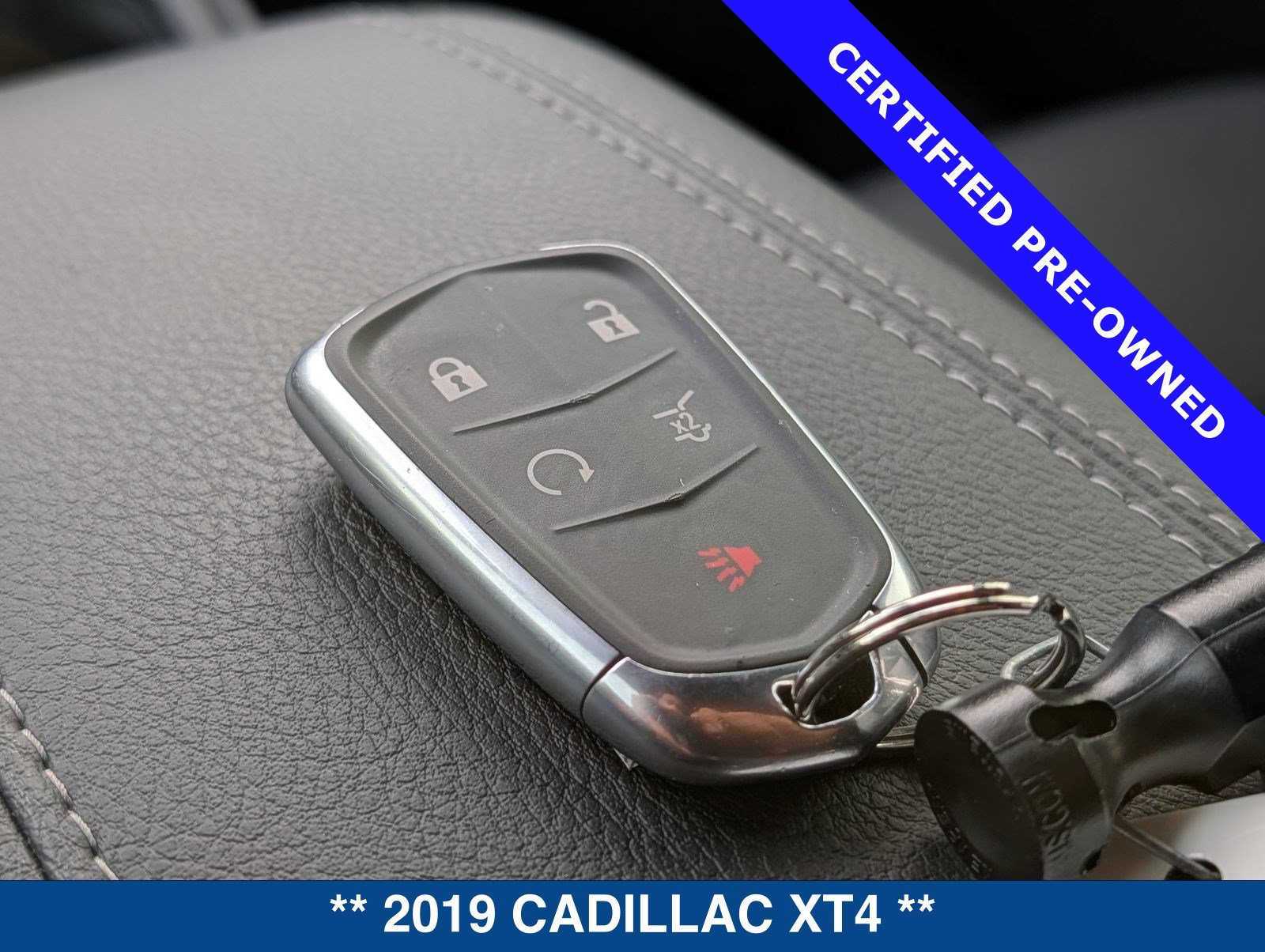 Used 2019 Cadillac XT4 Premium Luxury FWD image 35