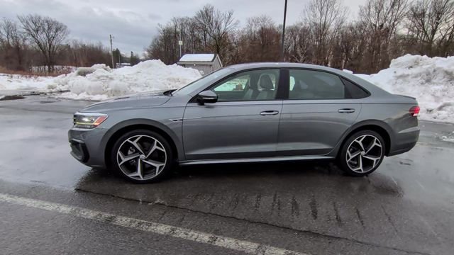 Used 2021 Volkswagen Passat 2.0T R-Line image 6
