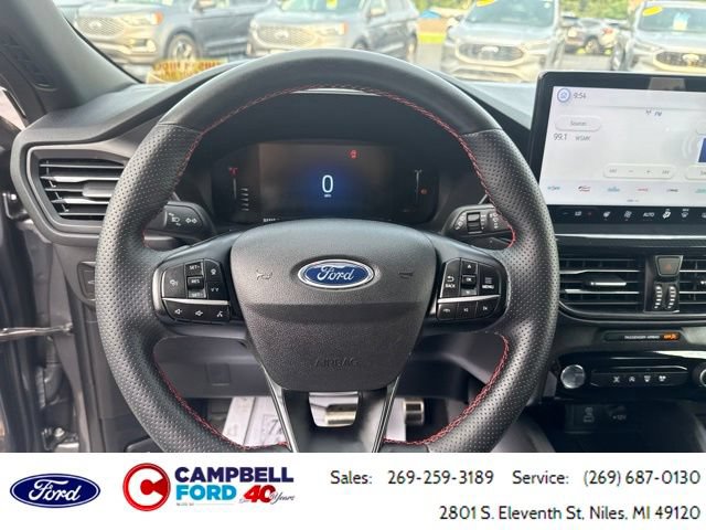 Certified 2023 Ford Escape ST-Line w/ Tech Pack #1 AWD/4WD image 15
