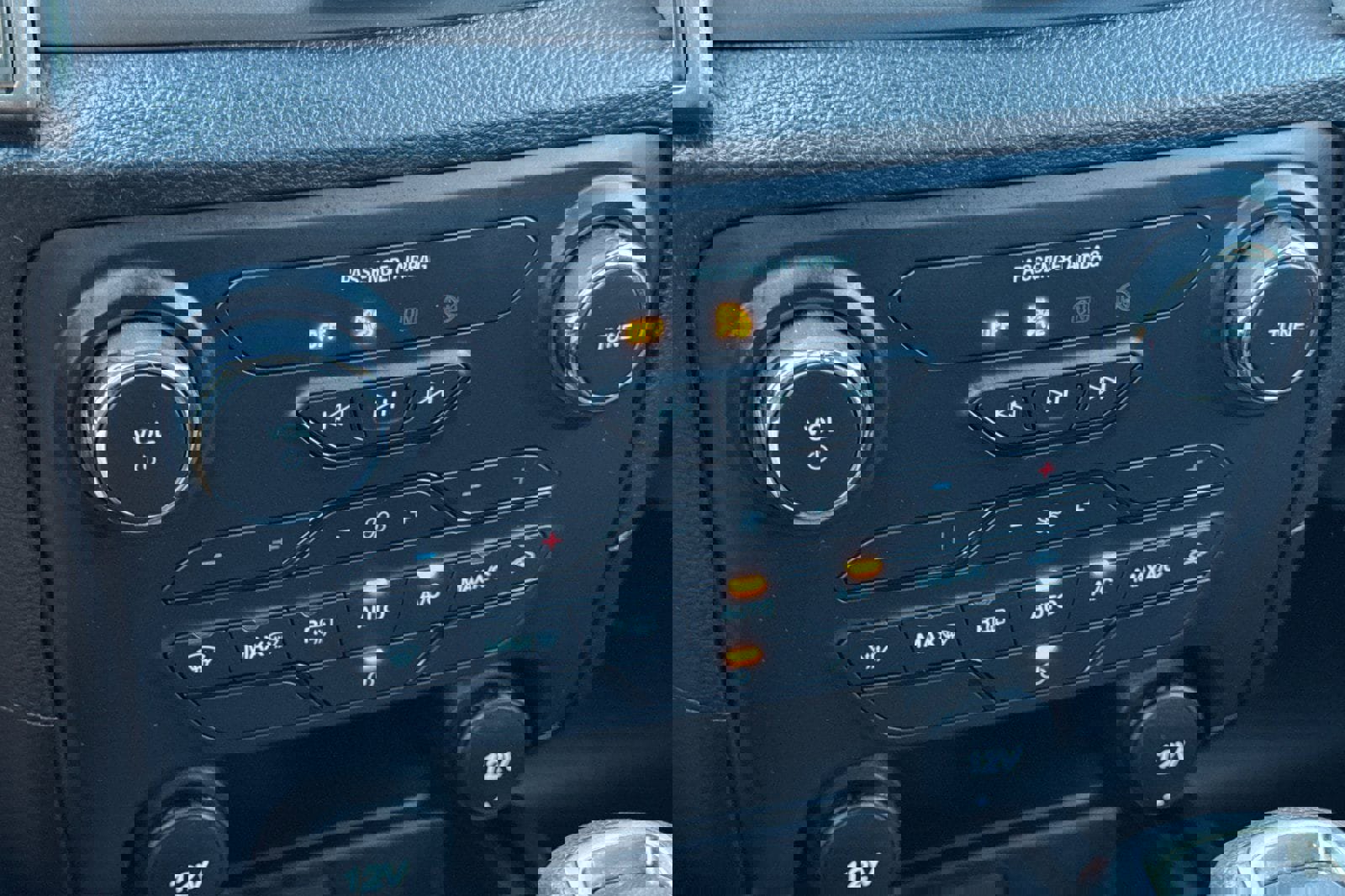 Certified 2022 Ford Ranger XLT w/ Equipment Group 301A Mid image 20