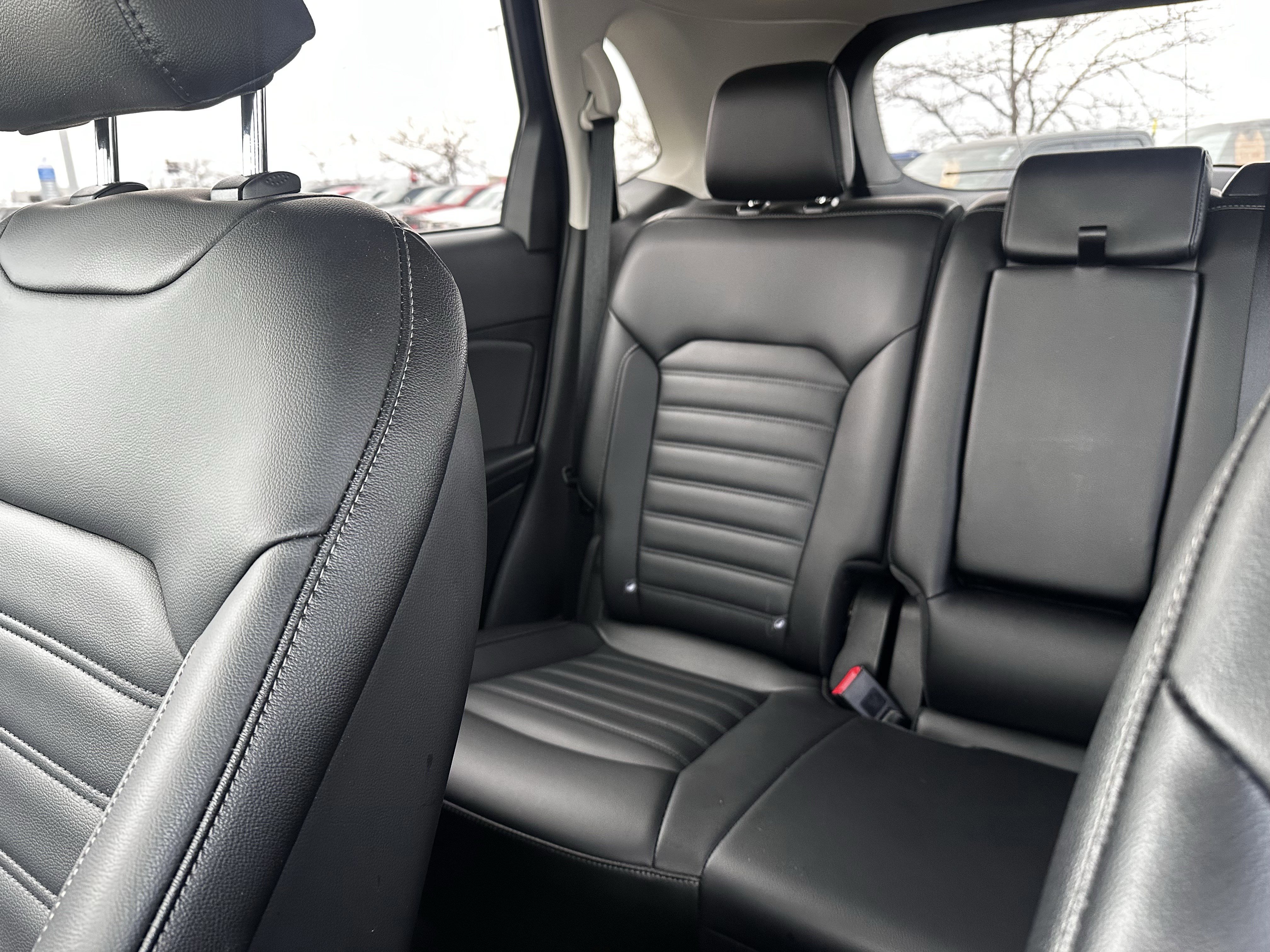 Certified 2024 Ford Edge SEL w/ Convenience Package image 12