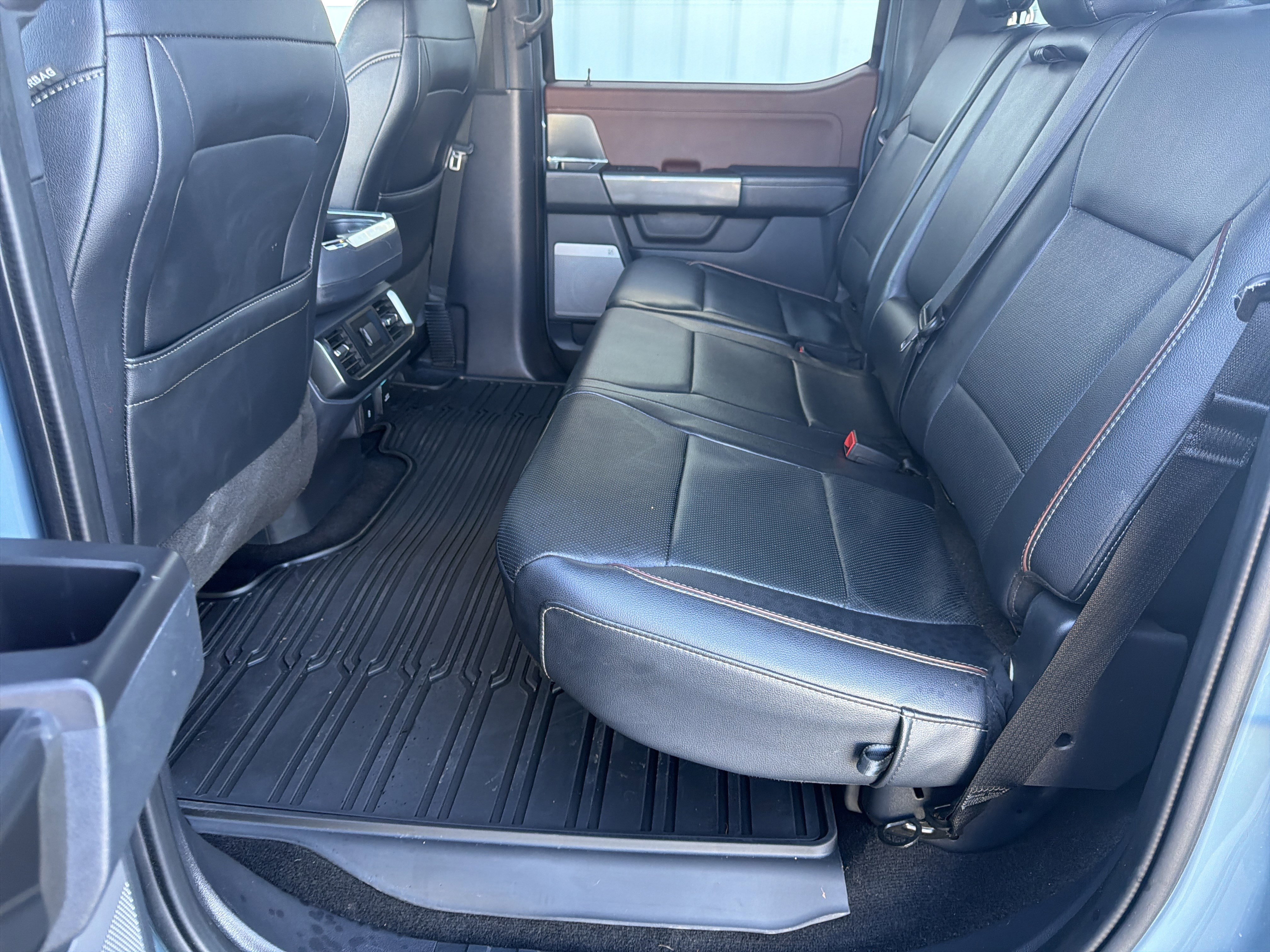 Certified 2023 Ford F150 Lariat image 34