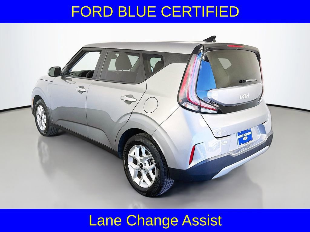 Used 2025 Kia Soul LX w/ LX Technology Package image 5