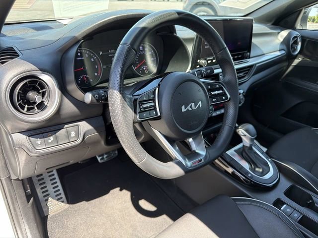 Used 2023 Kia Forte GT-Line w/ GT-Line Premium Package FWD image 12