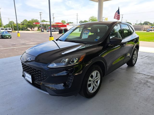Certified 2022 Ford Escape S AWD/4WD image 3