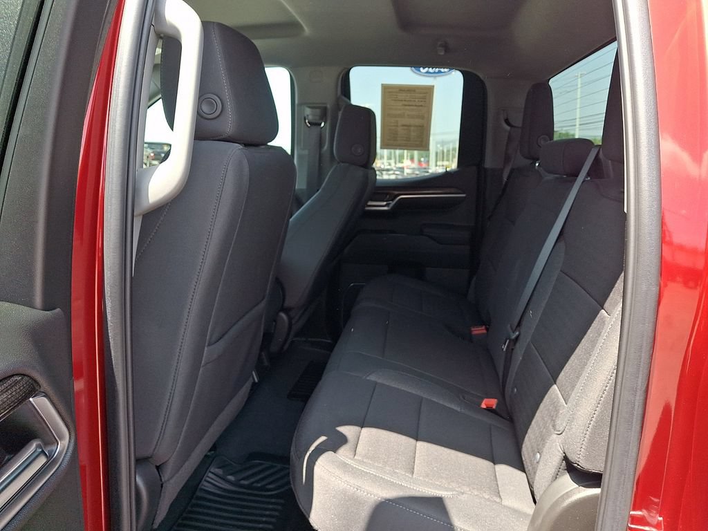 Used 2024 Chevrolet Silverado 1500 RST w/ Z71 Off-Road Package AWD/4WD image 10