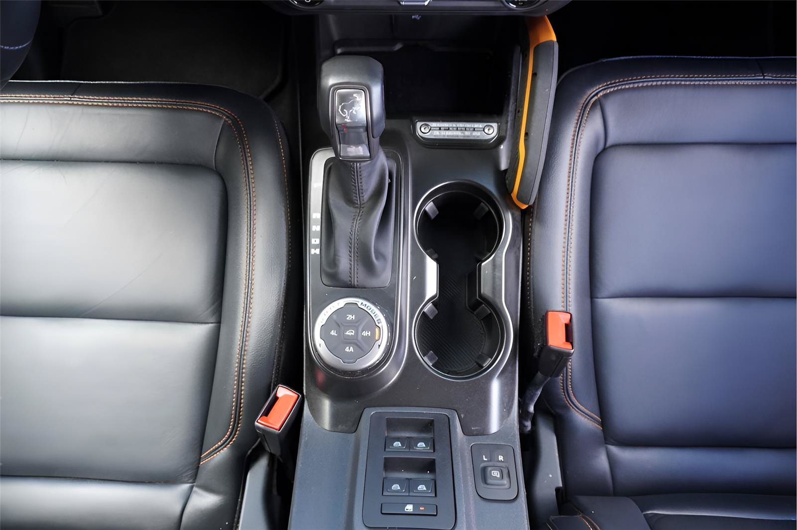 Certified 2023 Ford Bronco Badlands AWD/4WD image 16