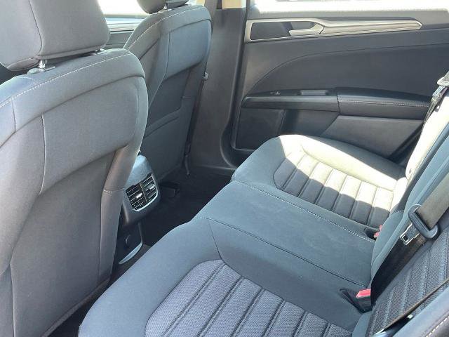 Certified 2020 Ford Fusion SE FWD image 22