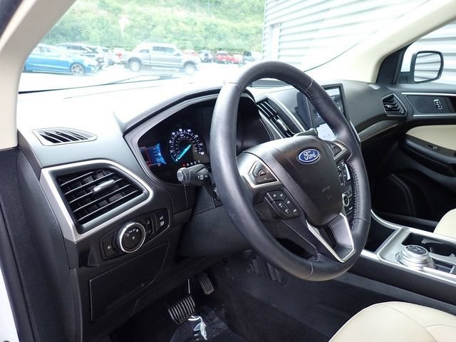 Certified 2023 Ford Edge SEL w/ Convenience Package AWD/4WD image 15
