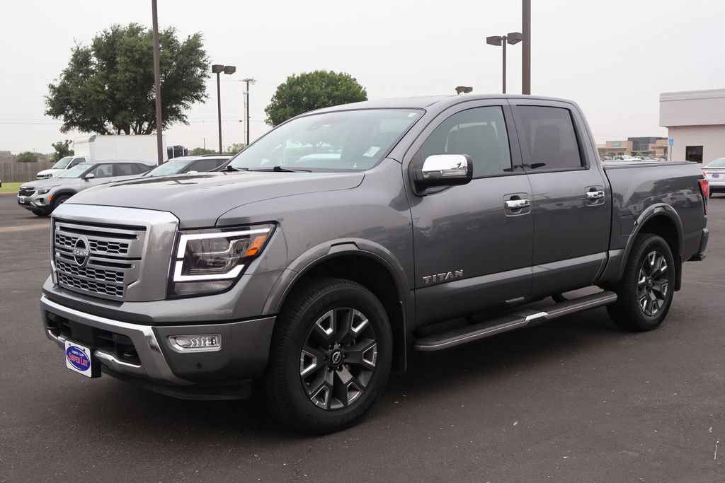 Used 2023 Nissan Titan Platinum Reserve w/ Moonroof Package AWD/4WD image 13