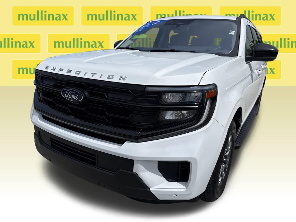 Certified 2025 Ford Expedition Max Active RWD image 11