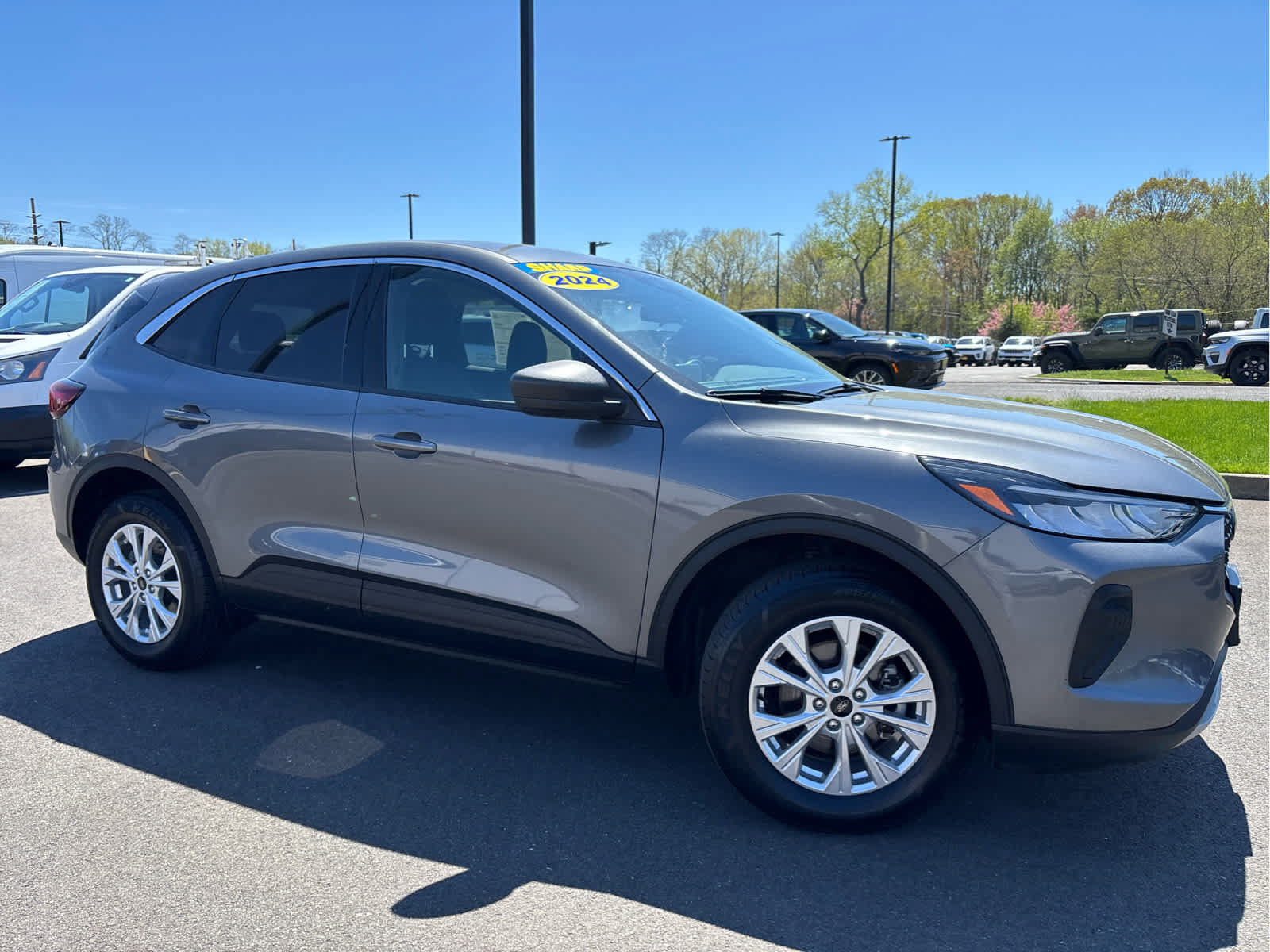 Certified 2024 Ford Escape Active AWD/4WD image 4
