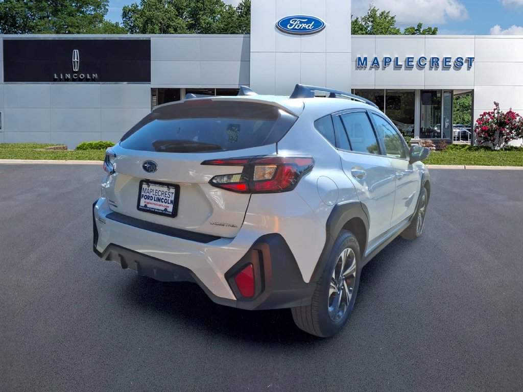 Used 2025 Subaru Crosstrek 2.5i Premium AWD/4WD image 4