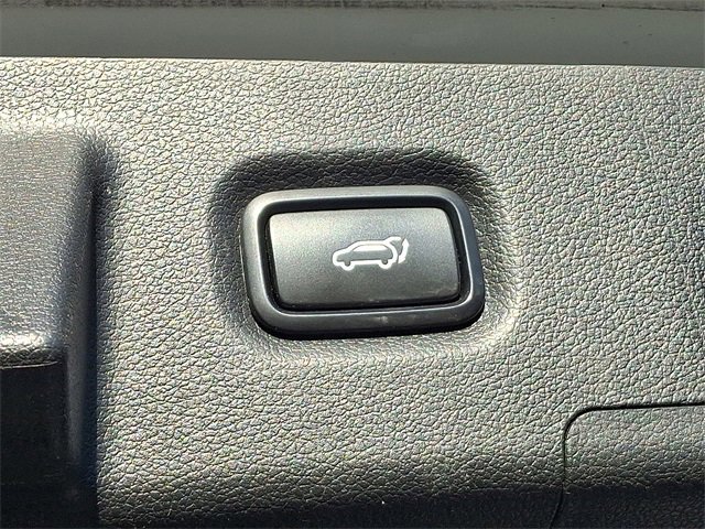 Used 2019 Hyundai Santa Fe Limited image 31