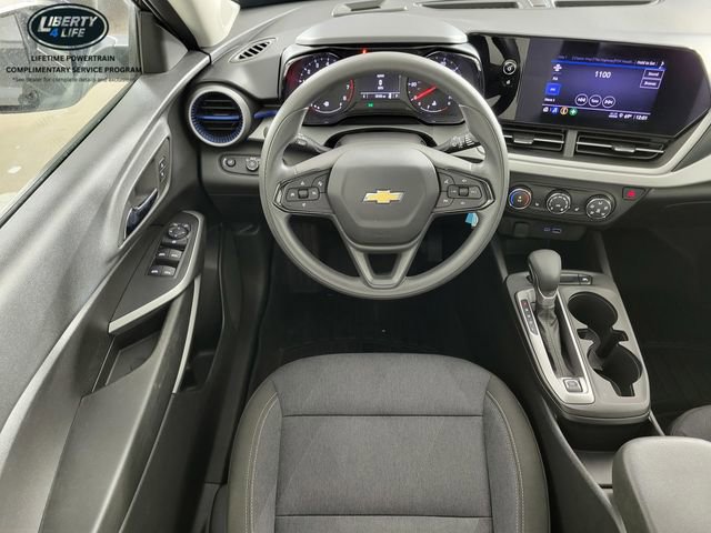 Used 2024 Chevrolet Trax LS w/ LS Convenience Package image 26