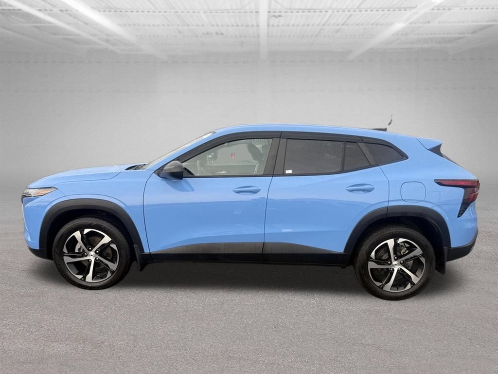 Used 2024 Chevrolet Trax RS FWD image 11
