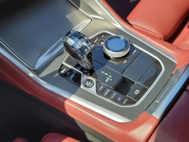 Used 2022 BMW X6 xDrive40i w/ Executive Package image 18