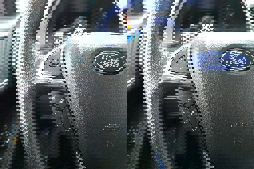 Certified 2022 Ford Edge SEL w/ Convenience Package AWD/4WD image 13