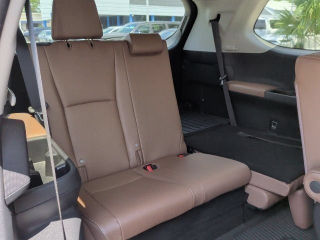 Used 2025 Toyota Grand Highlander AWD image 19