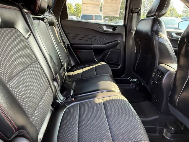 Certified 2023 Ford Escape ST-Line w/ Tech Pack #1 AWD/4WD image 22
