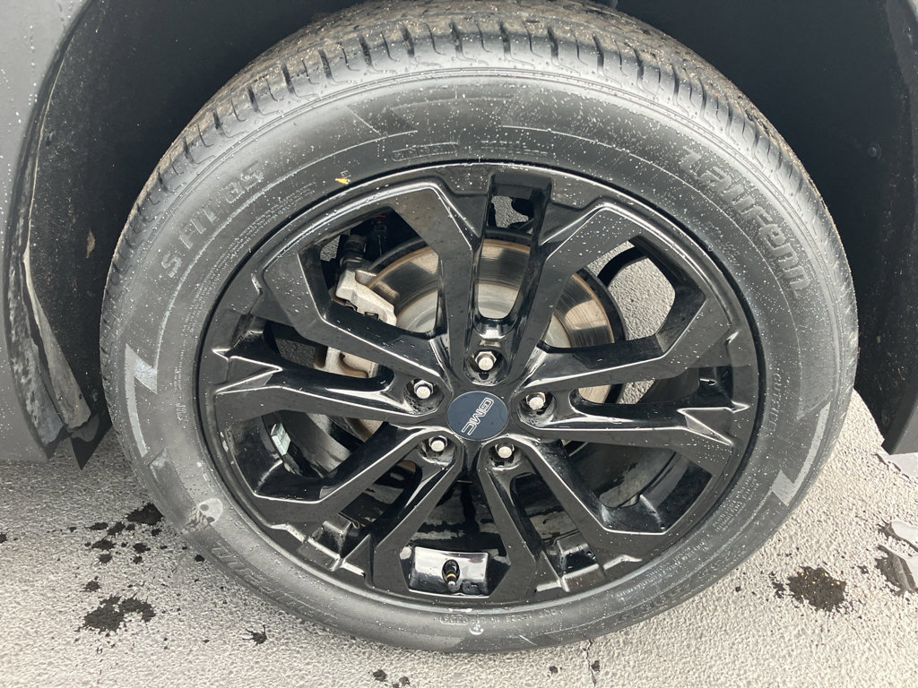 Used 2020 GMC Terrain SLT w/ Preferred Package image 12