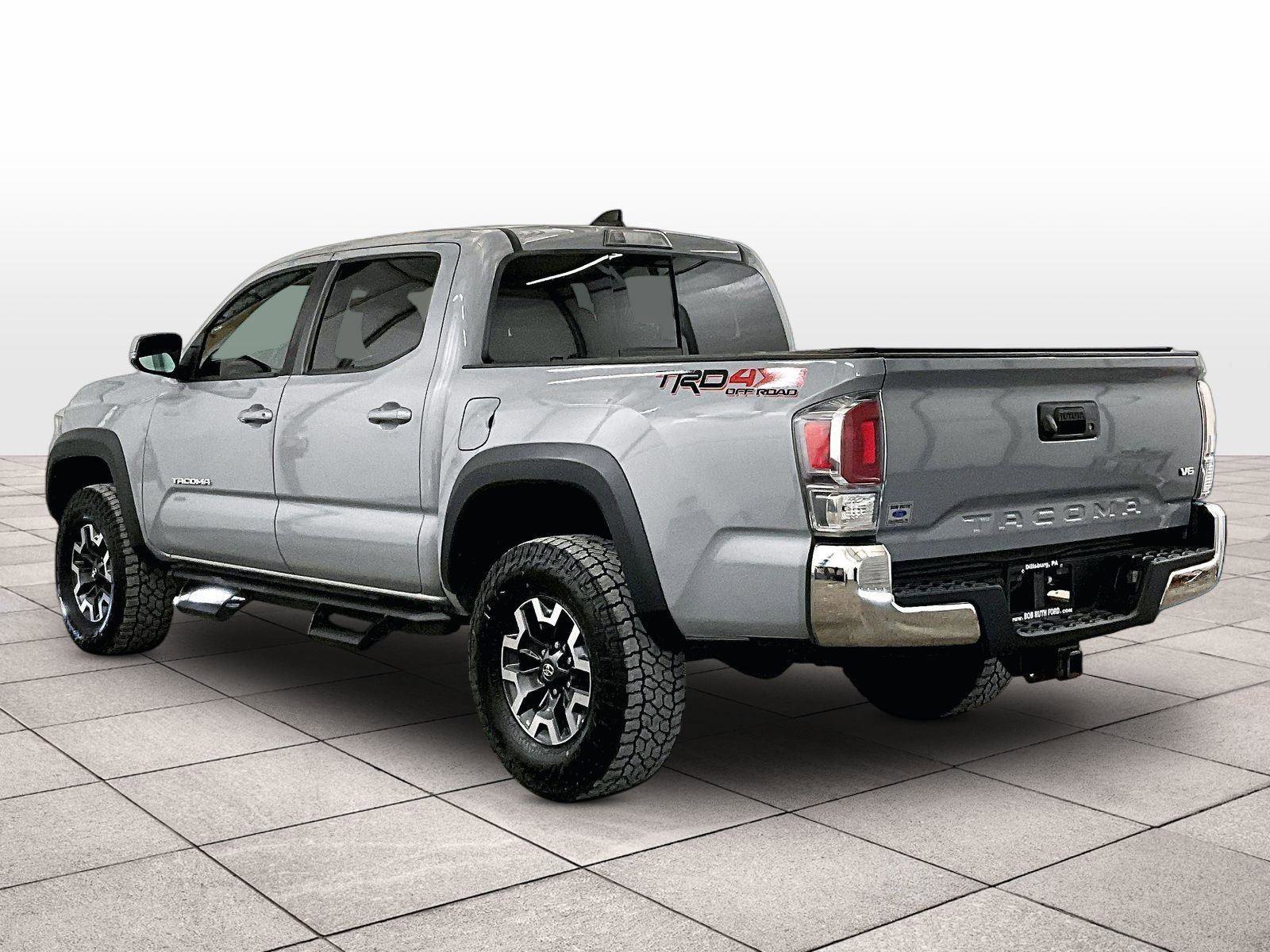 Used 2020 Toyota Tacoma TRD Off-Road AWD/4WD image 10