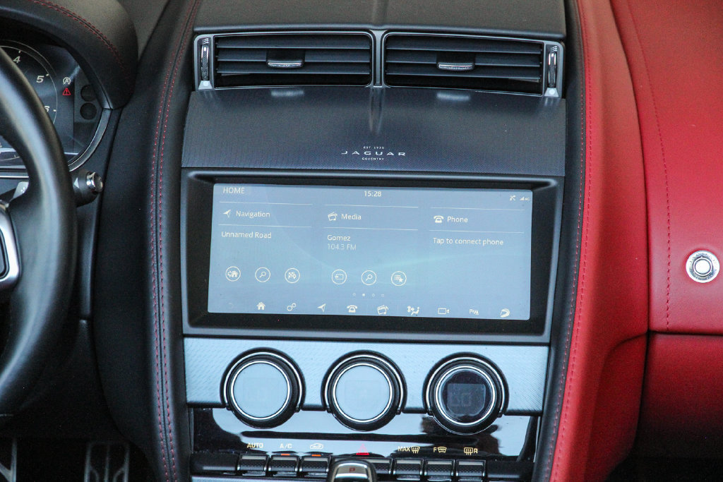 Used 2023 Jaguar F-TYPE R-Dynamic AWD/4WD image 14