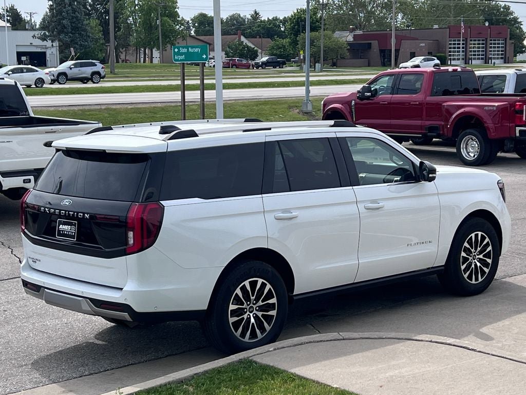 Certified 2025 Ford Expedition Platinum AWD/4WD image 6