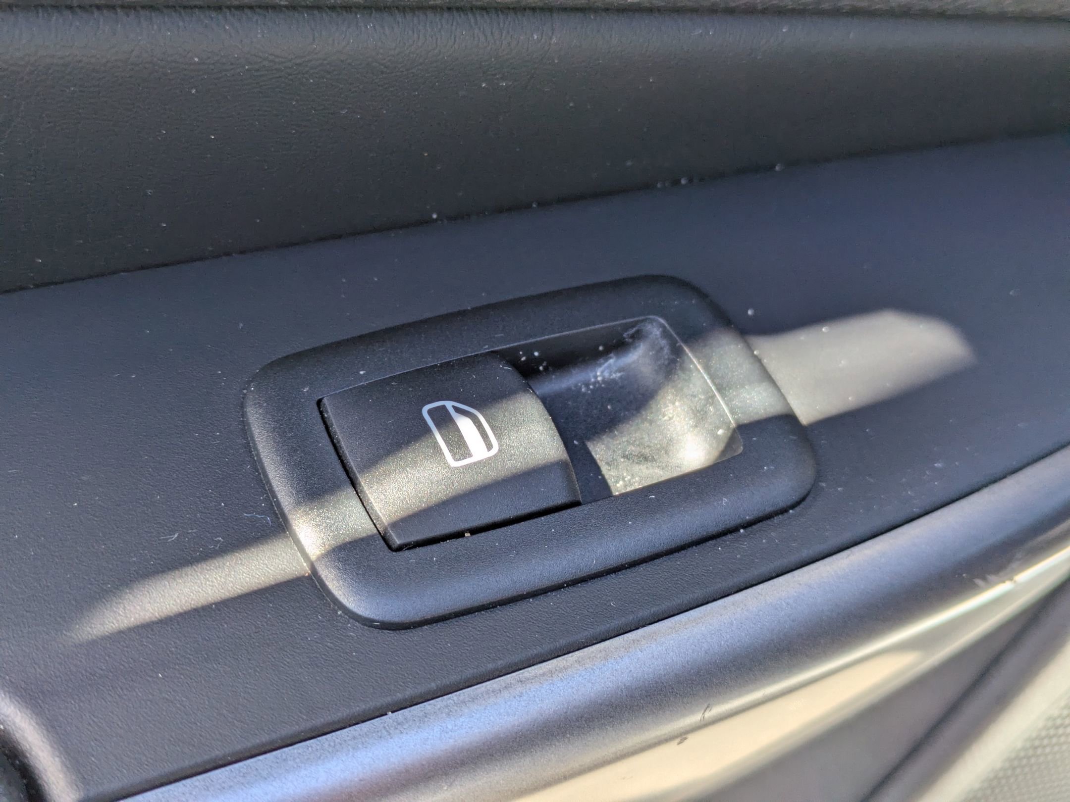 Used 2021 Jeep Cherokee Latitude Lux w/ Trailer Tow Group image 25