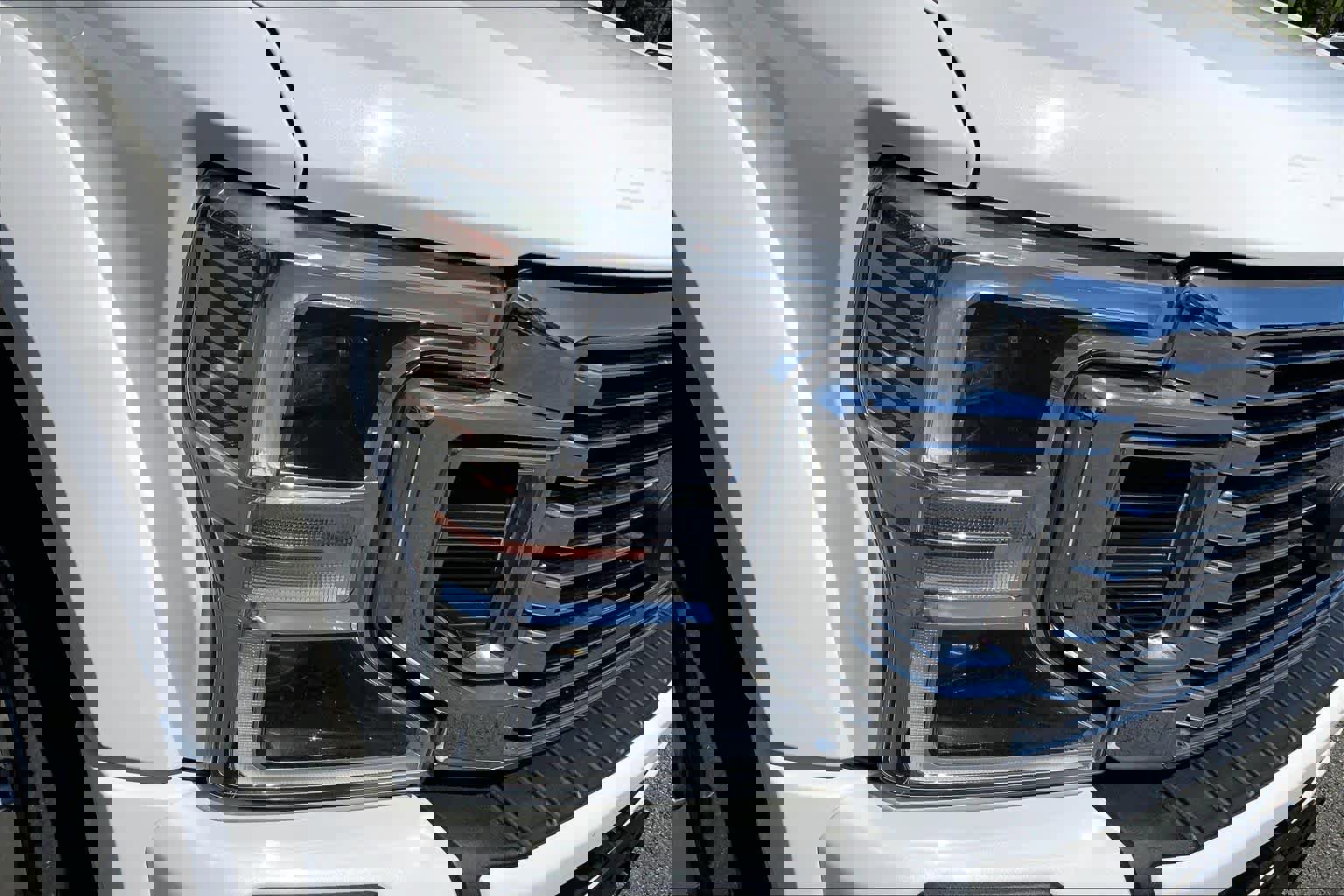 Certified 2022 Ford F450 Platinum w/ FX4 Off-Road Package image 27