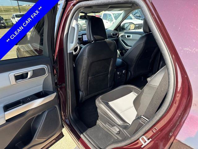 Certified 2023 Ford Explorer XLT w/ Equipment Group 202A RWD image 7