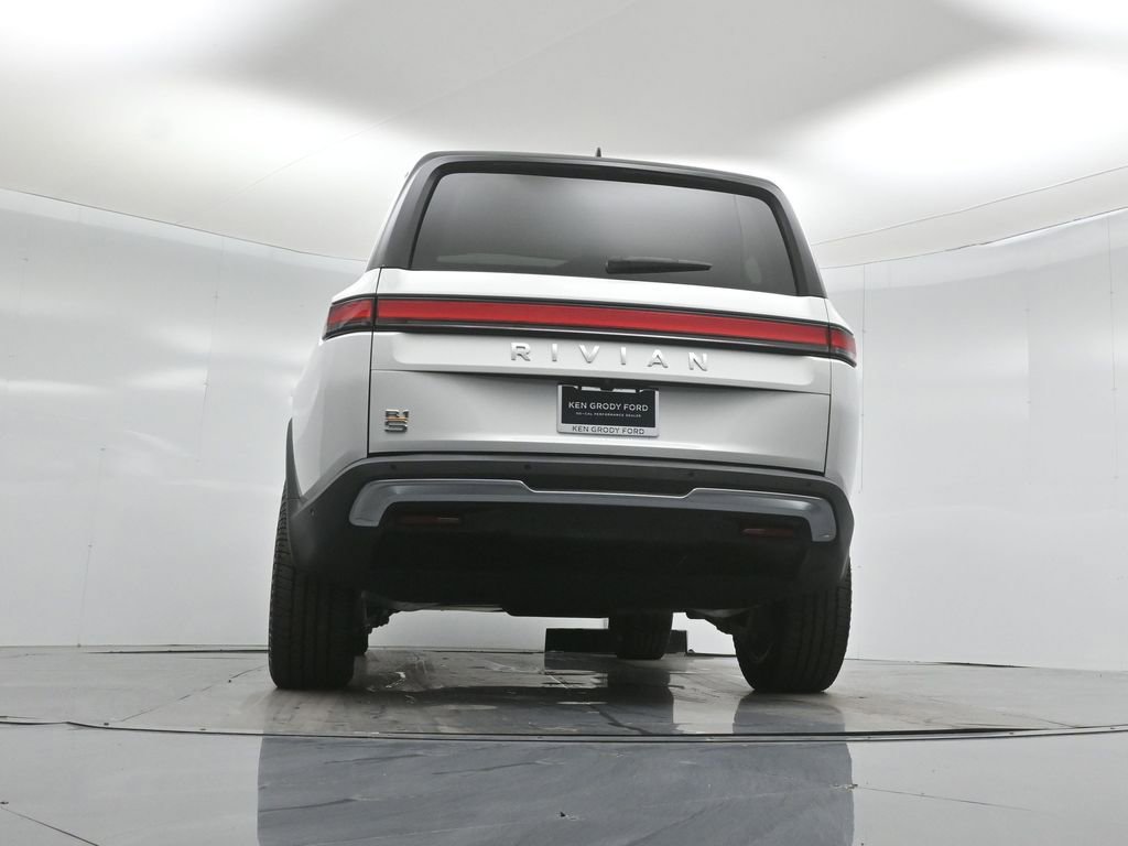 Used 2024 Rivian R1S Adventure AWD/4WD image 45