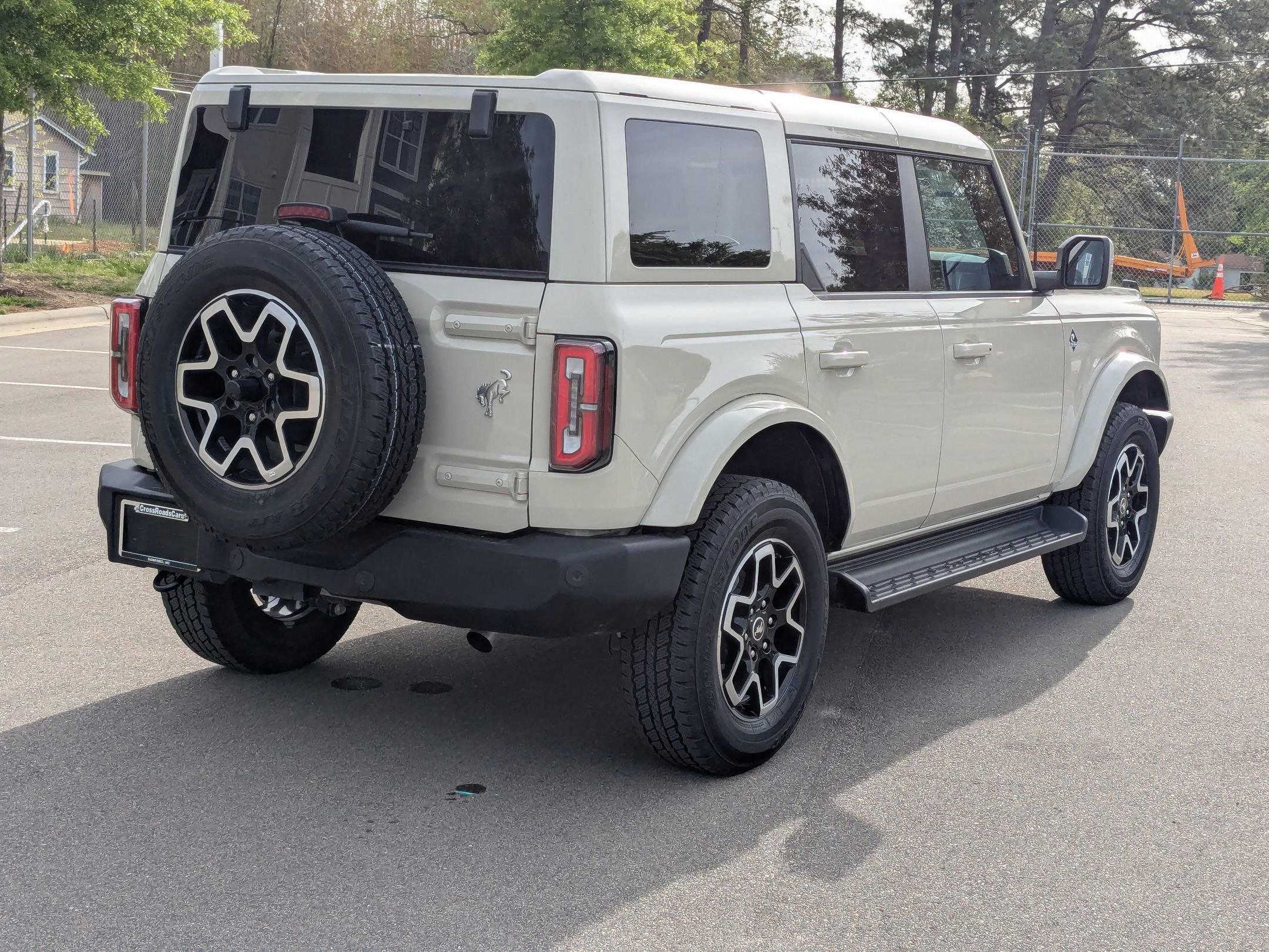 Certified 2025 Ford Bronco Outer Banks AWD/4WD image 4