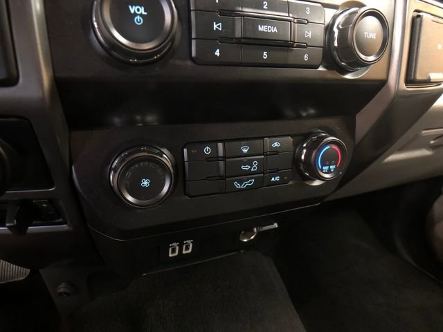 Certified 2019 Ford F150 XLT w/ Trailer Tow Package image 16