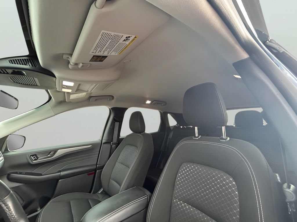 Certified 2025 Ford Escape Active w/ Cold Weather Package FWD image 16