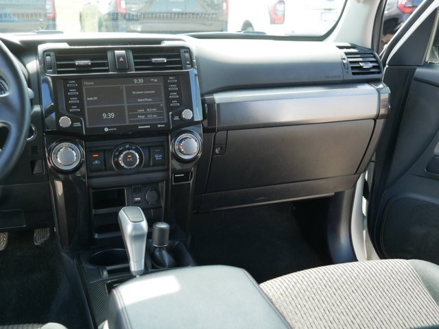 Used 2022 Toyota 4Runner TRD Off-Road AWD/4WD image 22