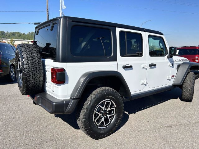 Used 2026 Jeep Wrangler Unlimited Rubicon AWD/4WD image 6