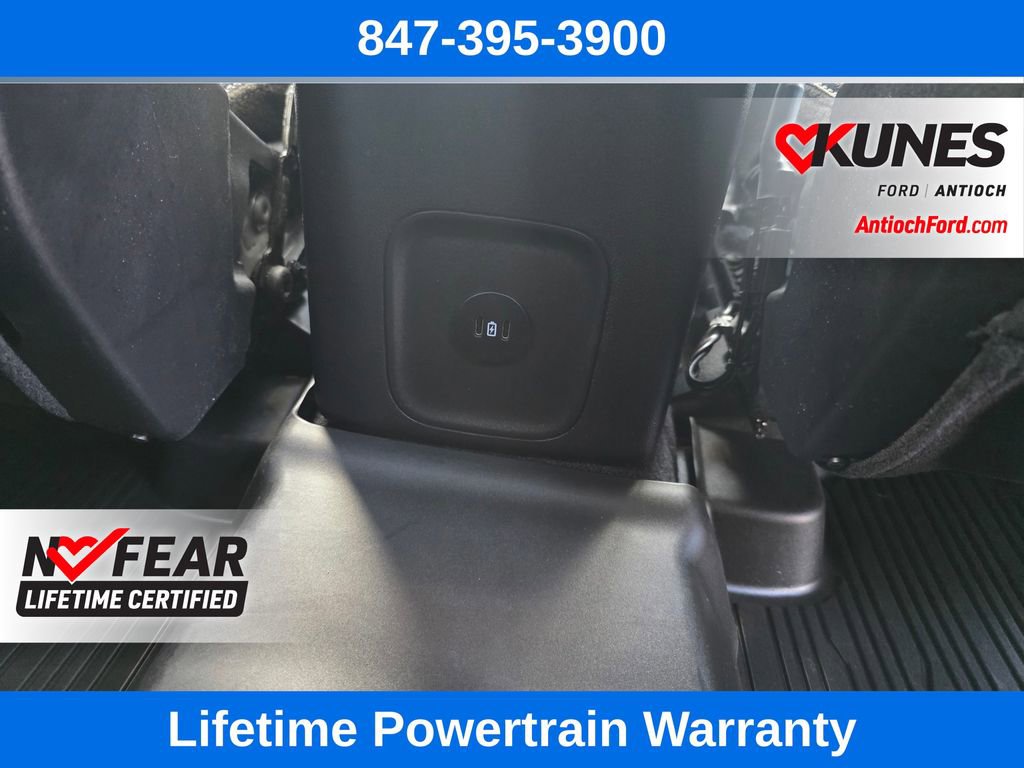 Certified 2025 Ford Escape Platinum w/ Premium Technology Package image 35