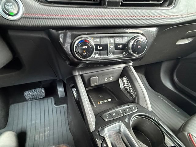 Used 2024 Chevrolet TrailBlazer RS w/ Convenience Package FWD image 27